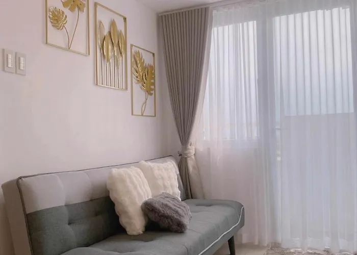 公寓式飯店 A&j Luxury Staycation - Field Residences 马尼拉